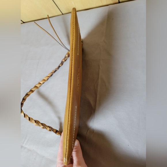 Lucky Brand Leather Shoulder bag/Wristlet/Clutch - Picture 8 of 8